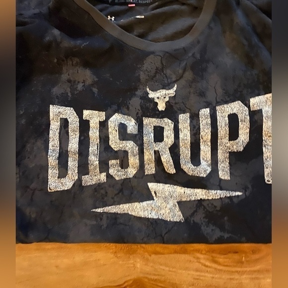 Under Armour Project Rock Collection Mens Disrupt Short Sleeve Size Large - Picture 11 of 12